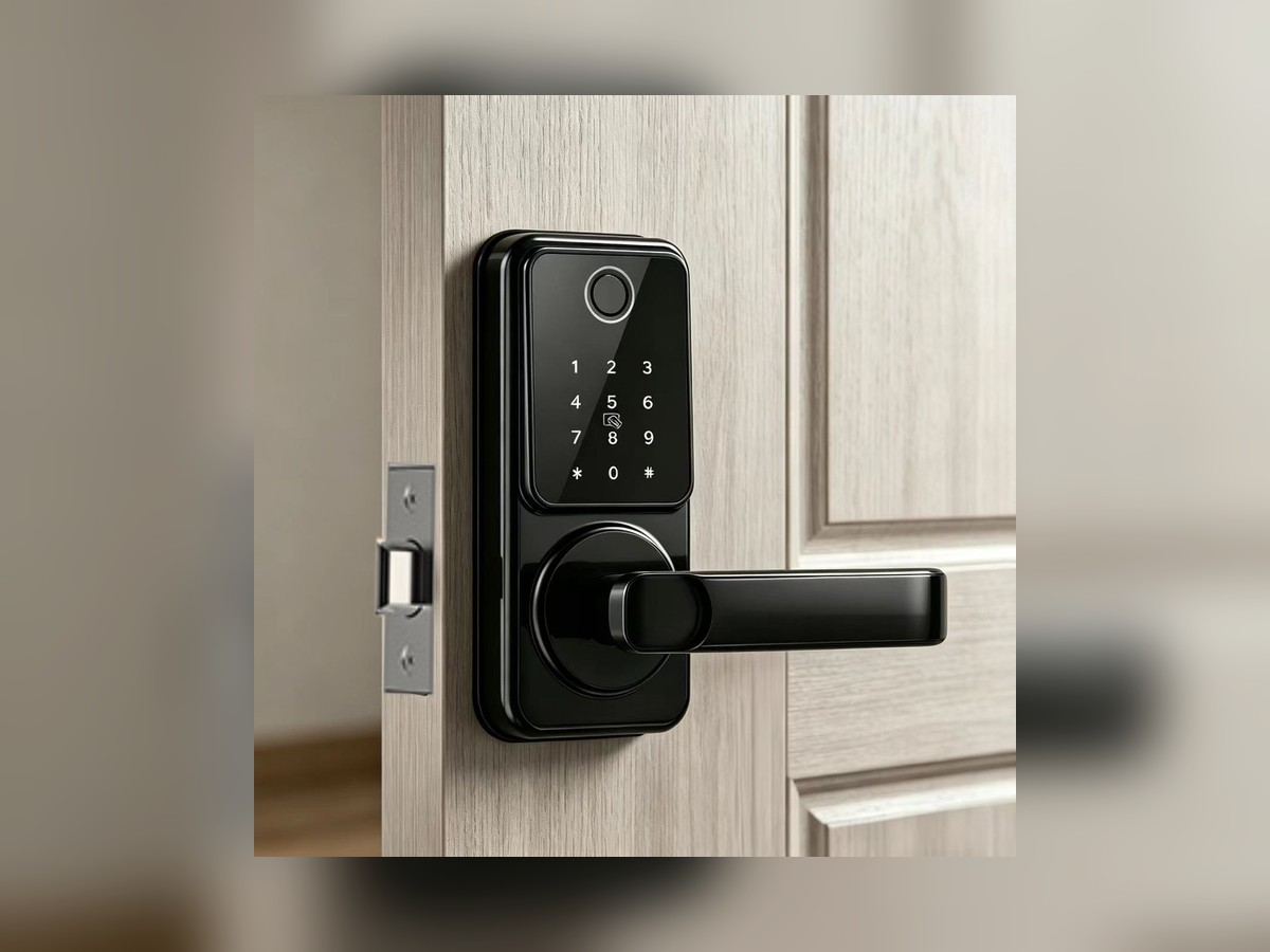 Trueway RF-1 classic lever-handle smart lock, black finish on a light wood door